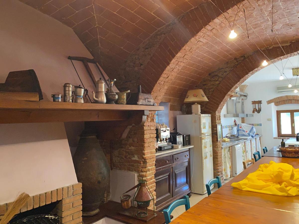 Agriturismo Le Biricoccole ヴァダ エクステリア 写真